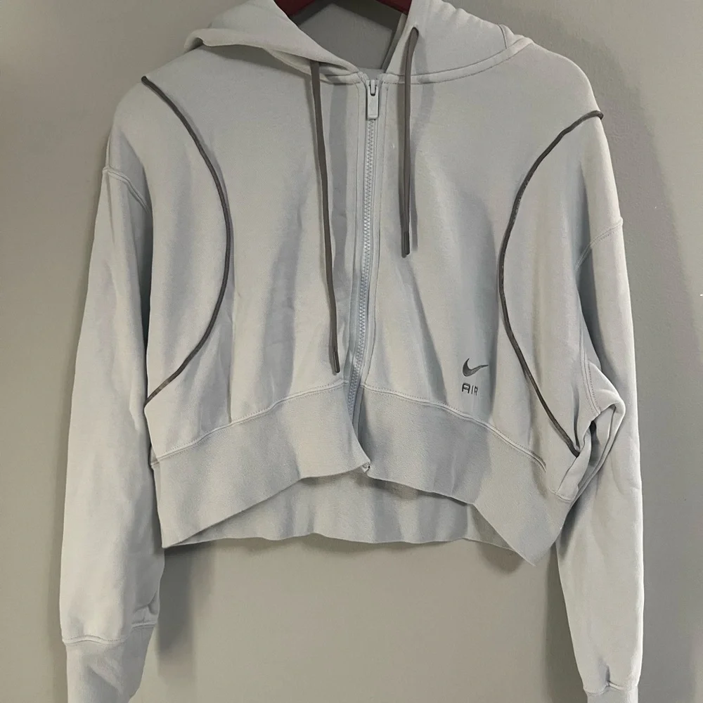 Nike Light Gray Cropped Zip Hoodie with Contrast Piping